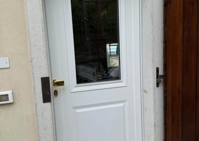 Portoncino di sicurezza con pannello lavorato